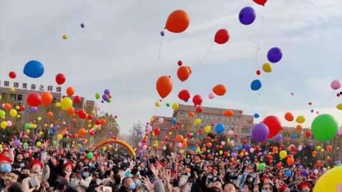 成人礼58个视频,青春蜕变，成长印记