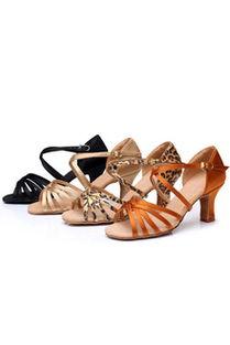 成人黑色凉鞋舞鞋视频,成人黑色凉鞋舞鞋风采展示