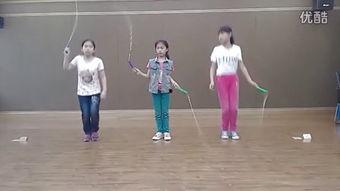 成人跳绳花样视频,跟随视频解锁跳绳新技能